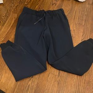 Lululemon On the Fly jogger